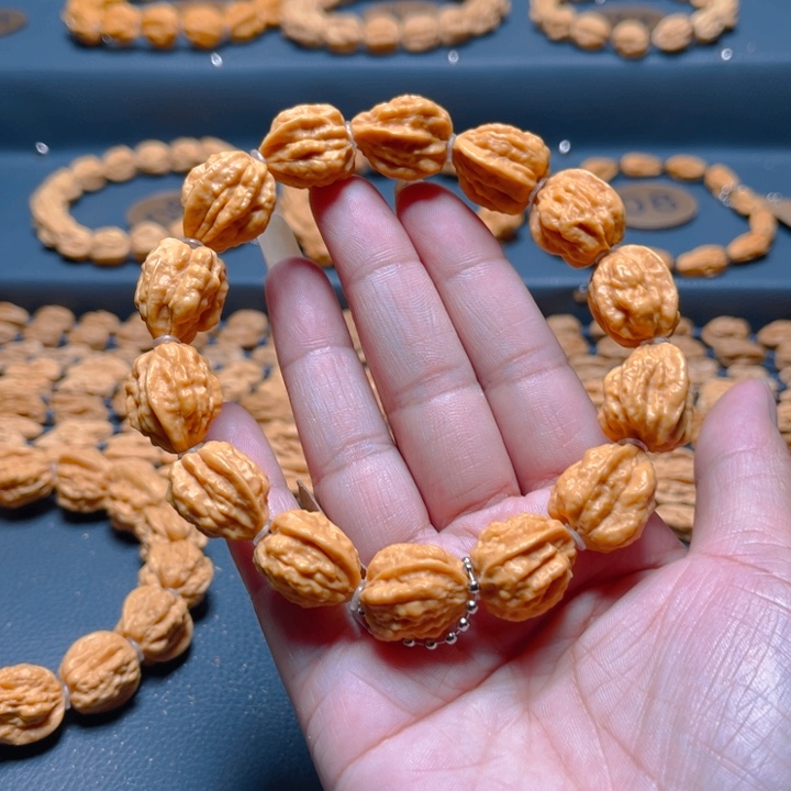 吊坠文玩核桃?****～核桃手串