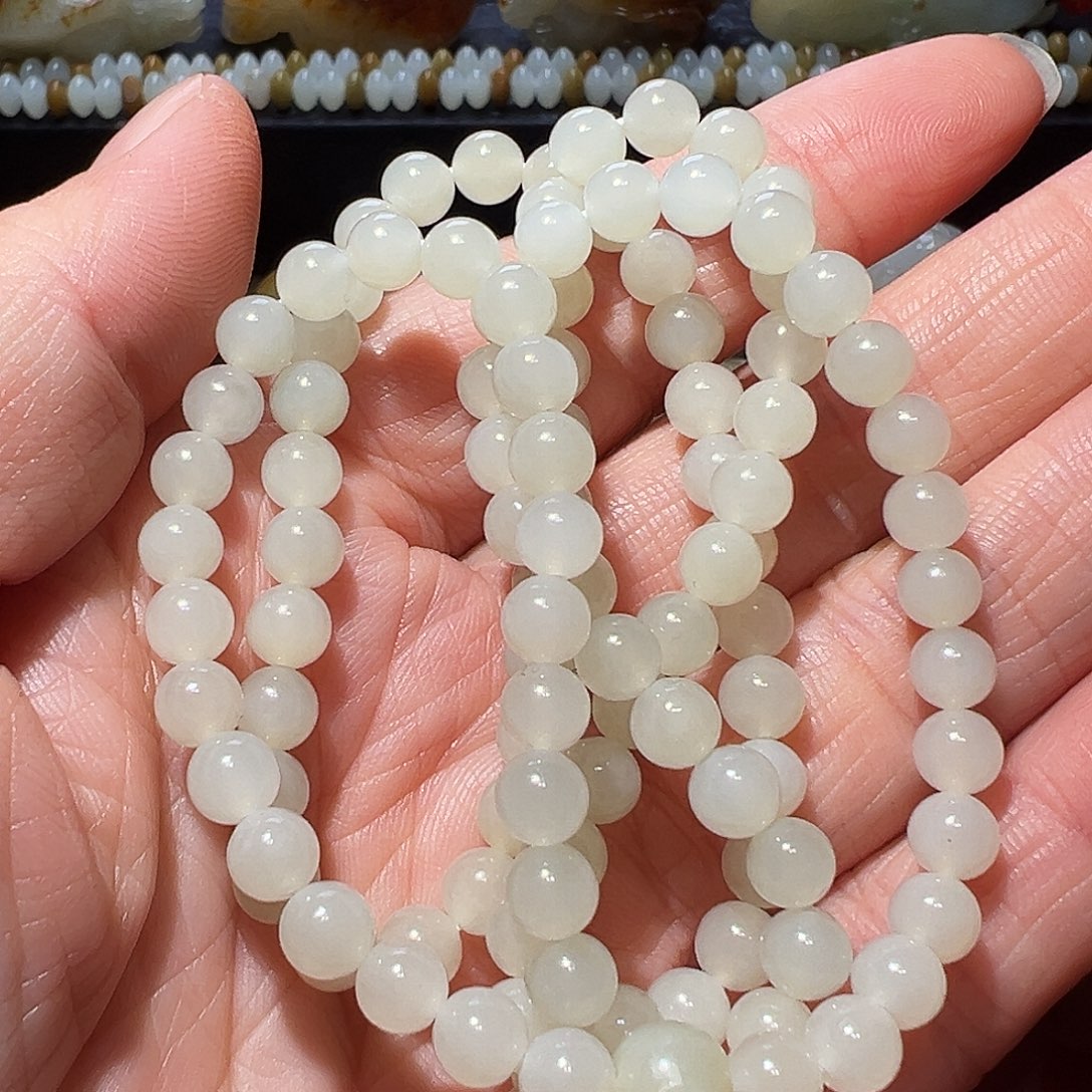 和田玉颈饰未镶嵌