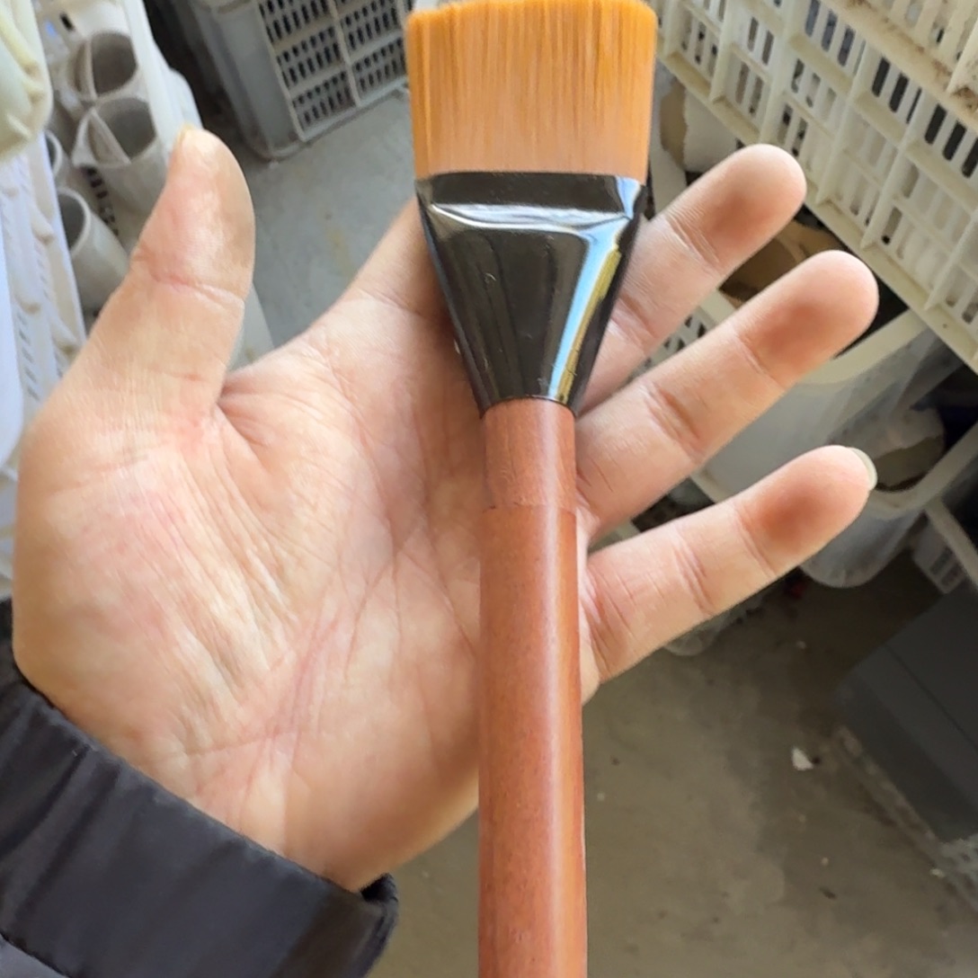 微瑕疵介意勿拍陶瓷器皿B351