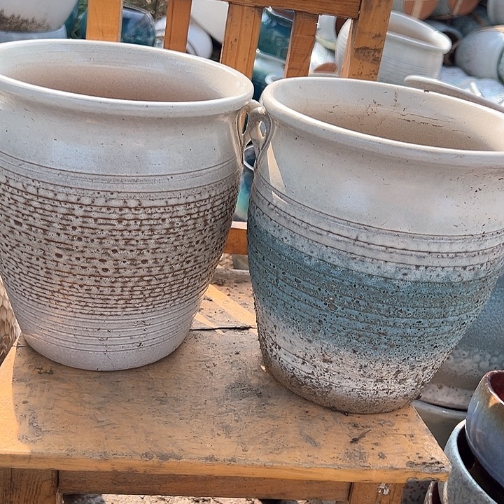 紫砂花盆口18高21。。。。。。。。。。。