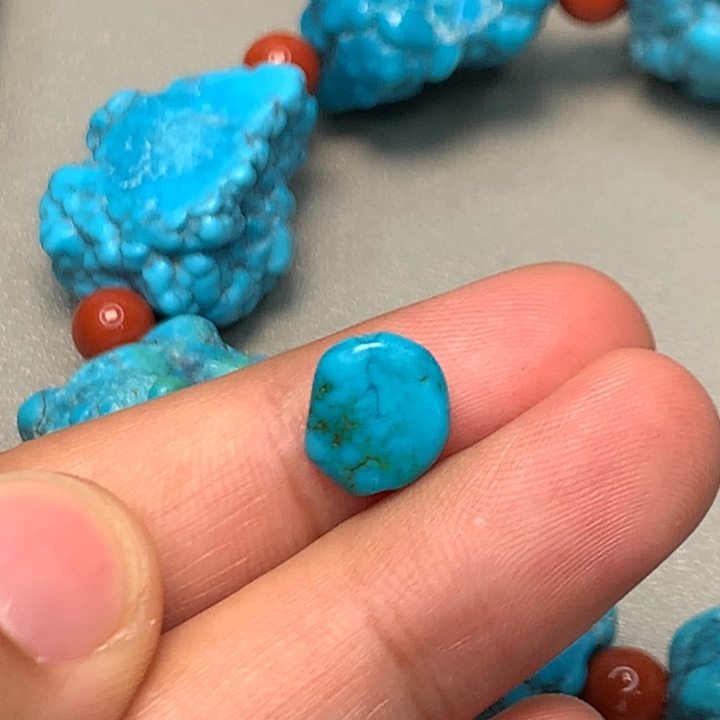 绿松石未镶嵌颈饰