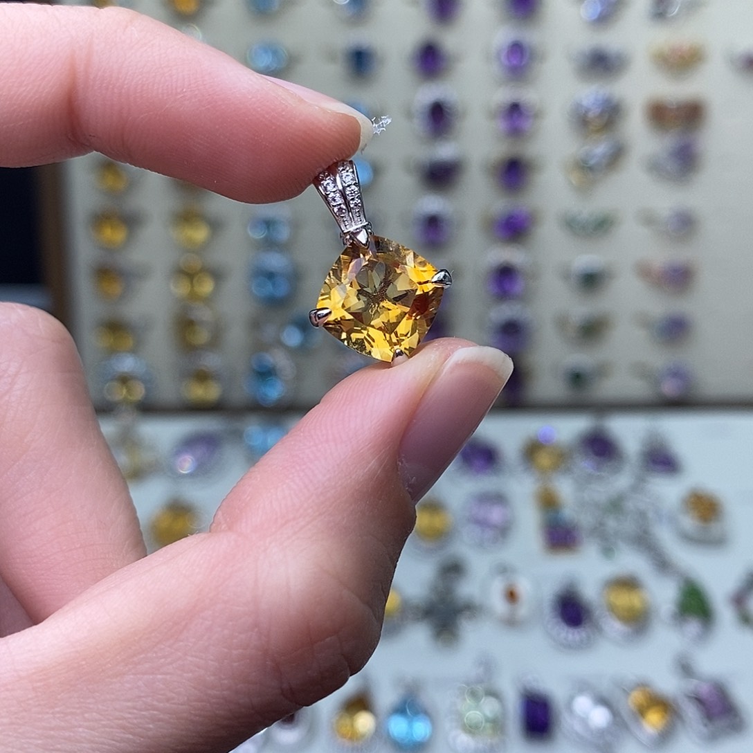 黄晶吊坠(不含链)银S925镶嵌（需要证书备注）