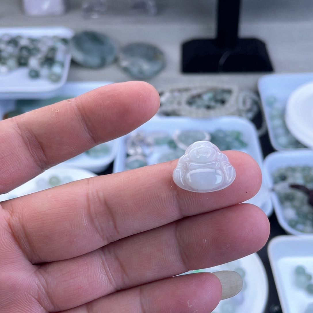 颈饰未镶嵌翡翠天然缅甸翡翠佛公