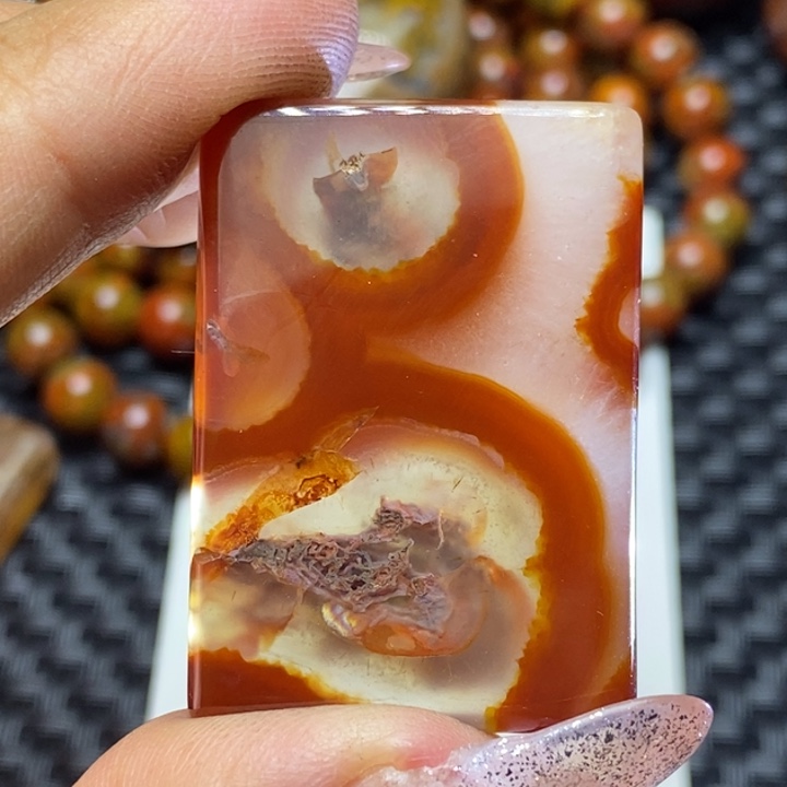 玛瑙/玉髓颈饰未镶嵌