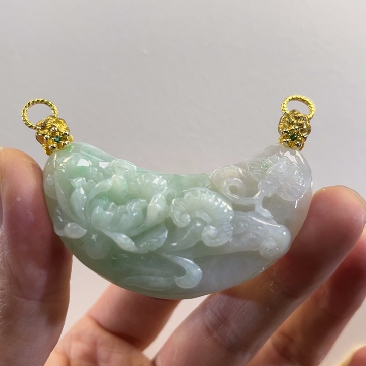 翡翠吊坠(赠链)未镶嵌代编织