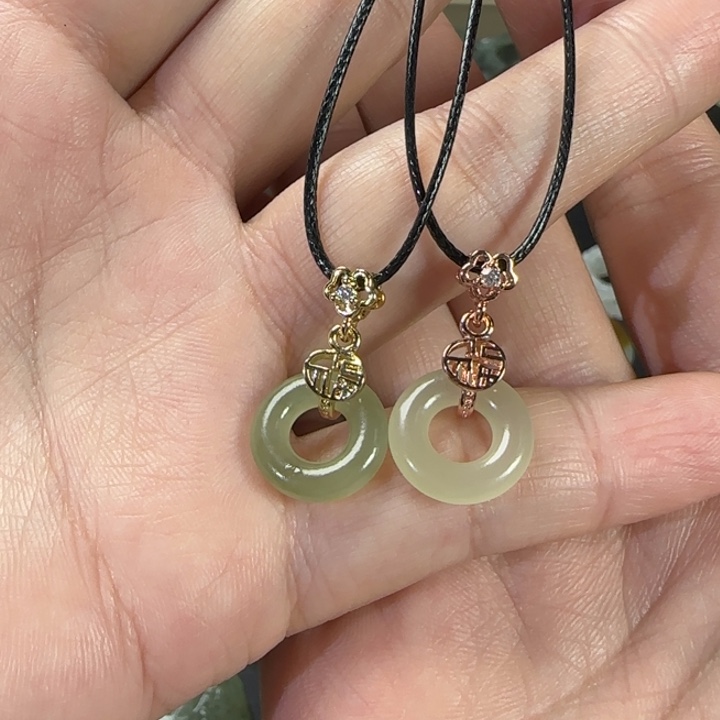 和田玉未镶嵌挂件随机发1个