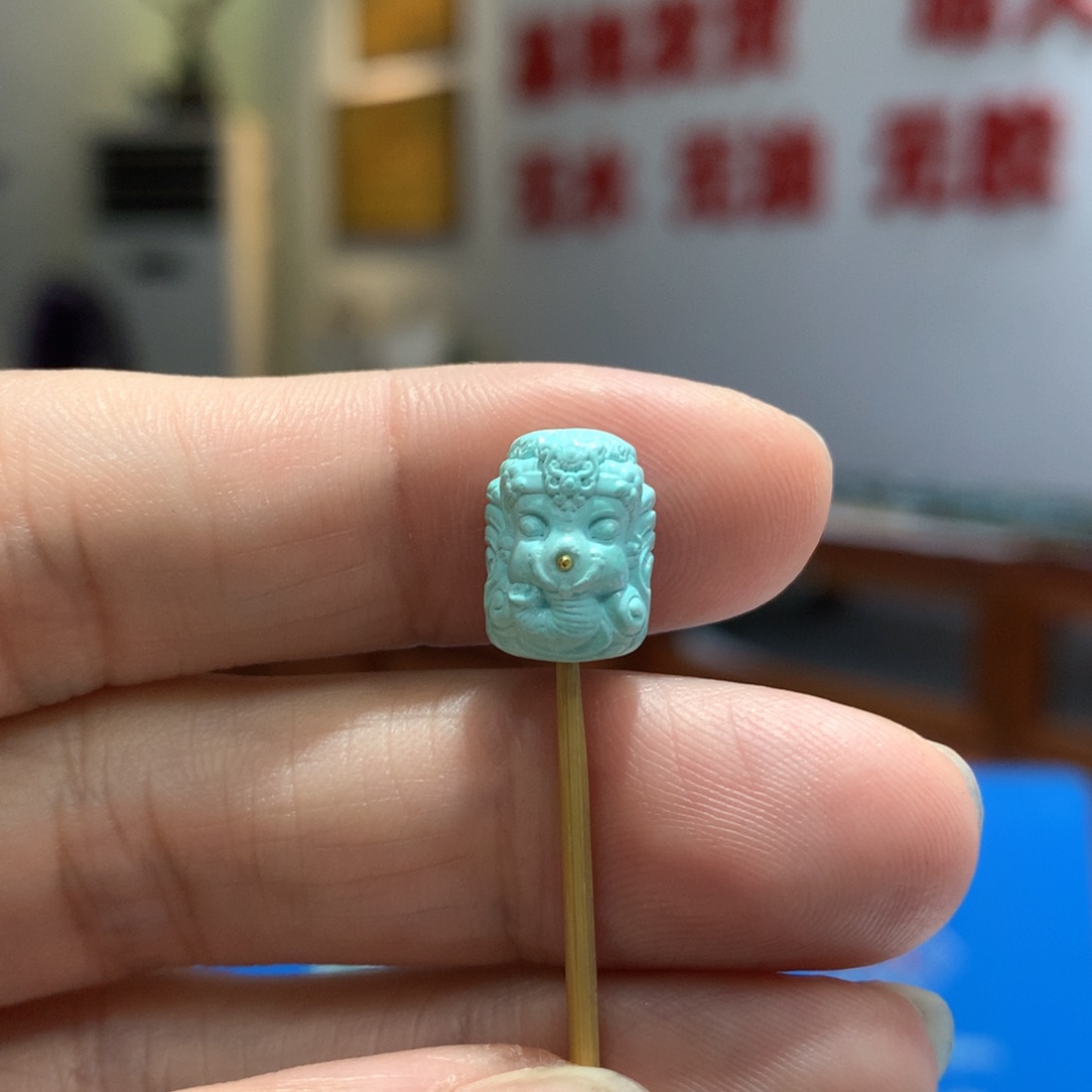 绿松石配饰未镶嵌