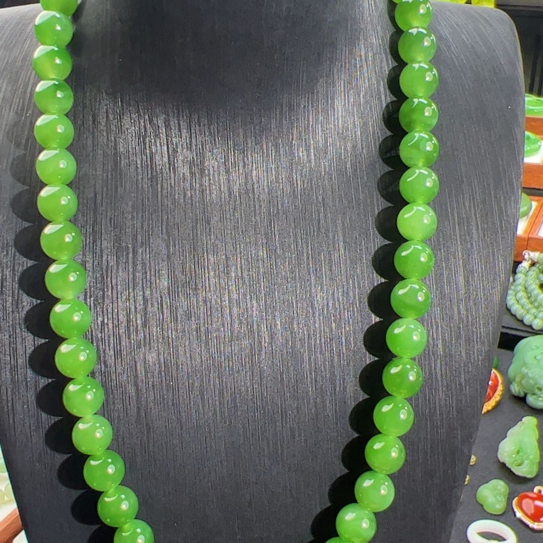 和田玉碧玉项链未镶嵌