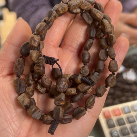 沉香手串红土乌身虫漏沉水15克卡0.5多样性发1条