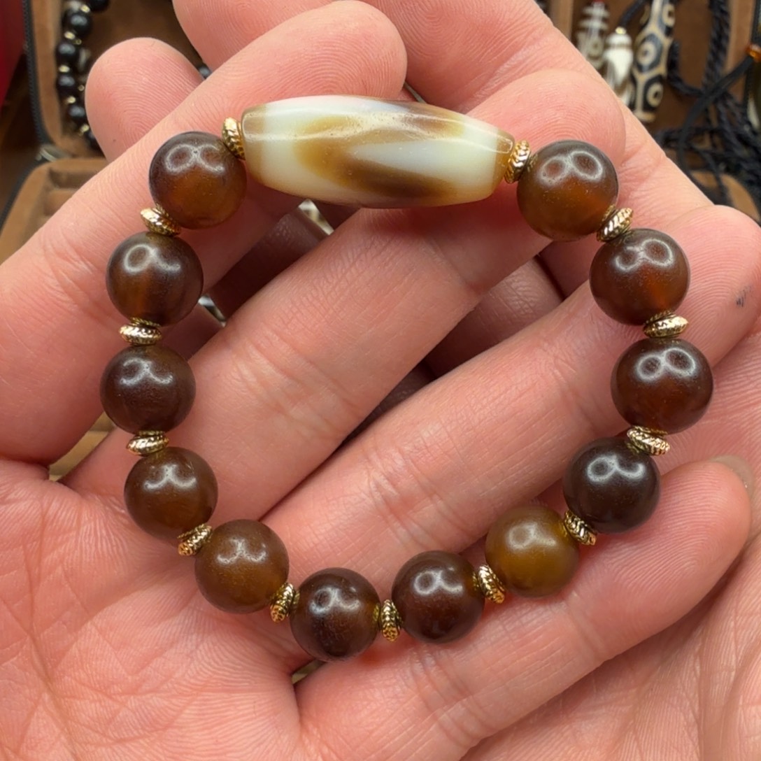 用***2玛瑙/玉髓未镶嵌颈饰