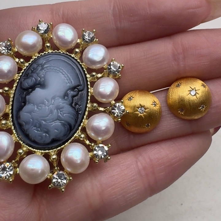 淡水珍珠耳饰未镶嵌