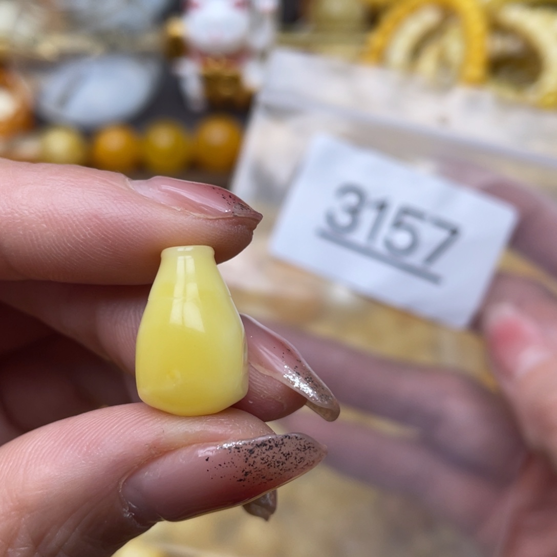 蜜蜡珠宝奇石未镶嵌小**丽11.2