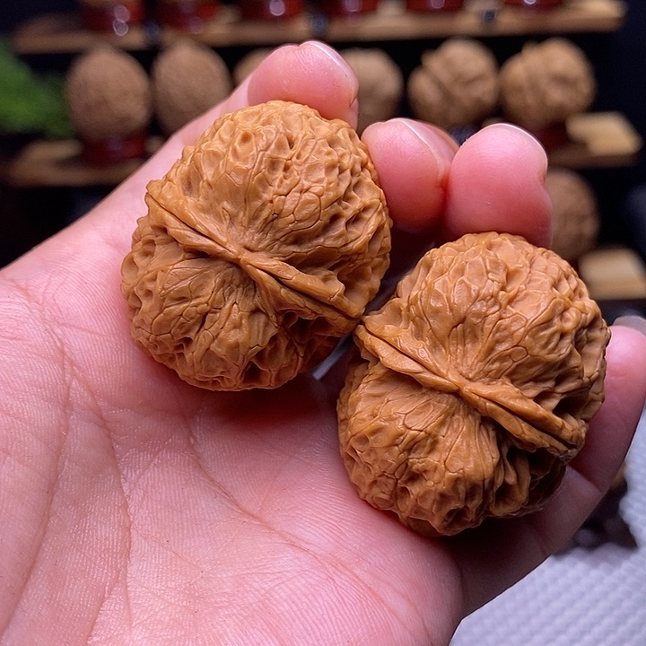 文玩核桃吊坠元宝蝉55