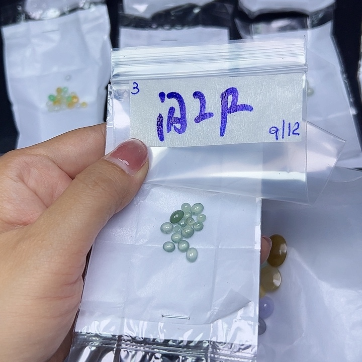 未镶嵌定制翡翠不