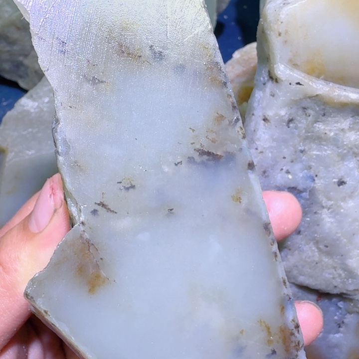 和田玉未镶嵌珠宝半成品