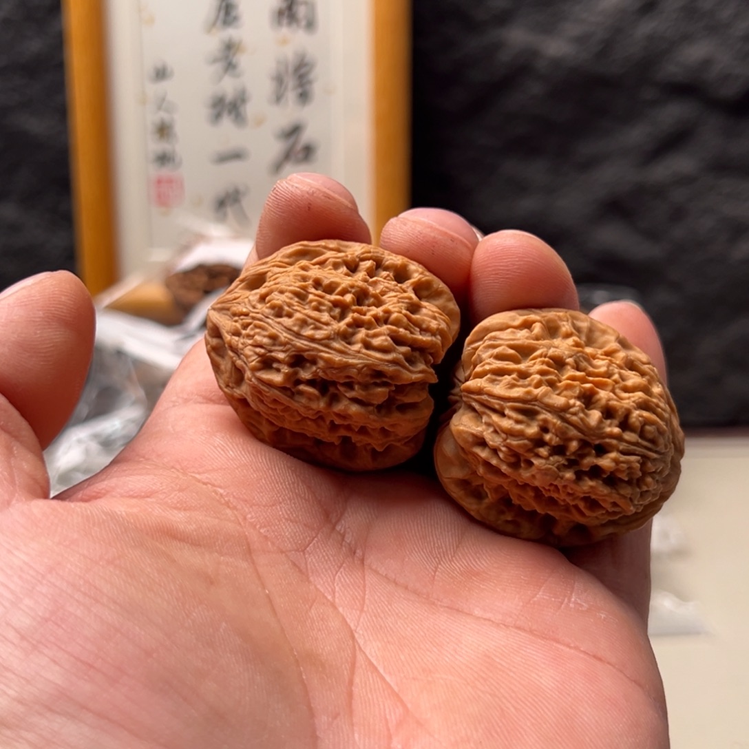 希***_文玩核桃把件南疆36