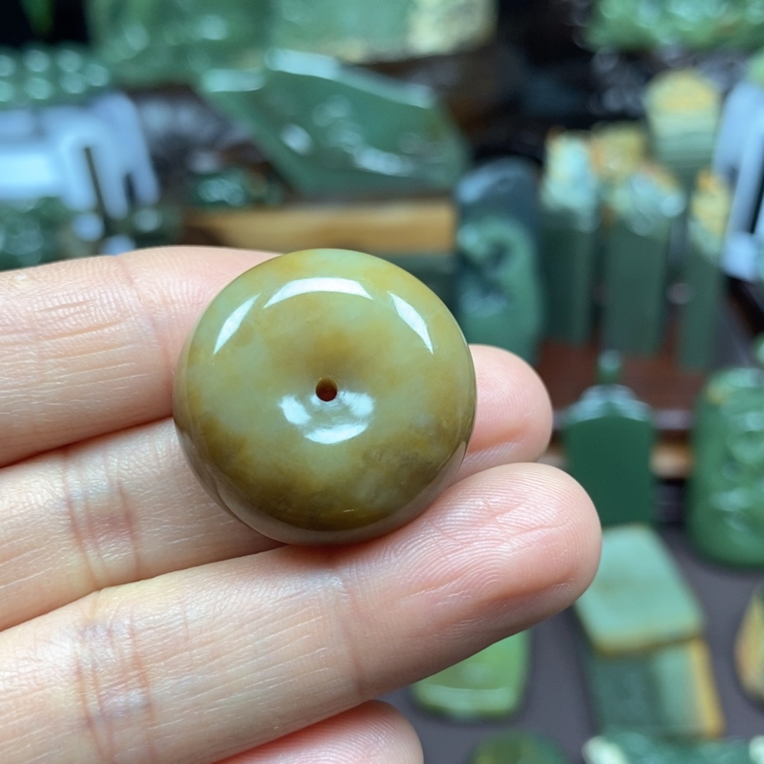 岫岩老玉（透闪石质玉）未镶嵌把件