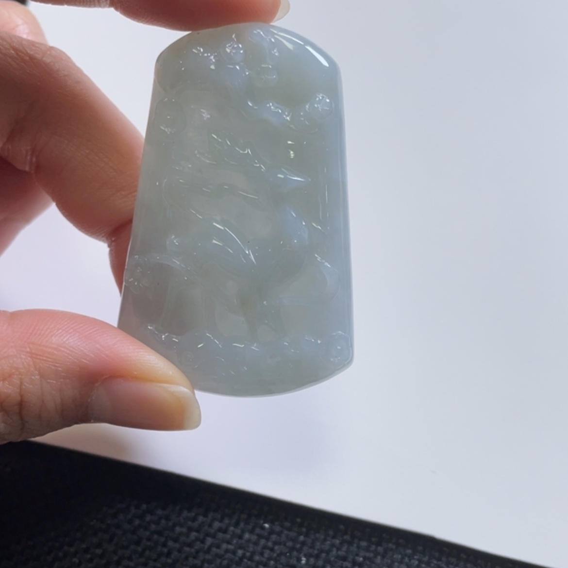 【闪购商品】翡翠颈饰未镶嵌鹿牌