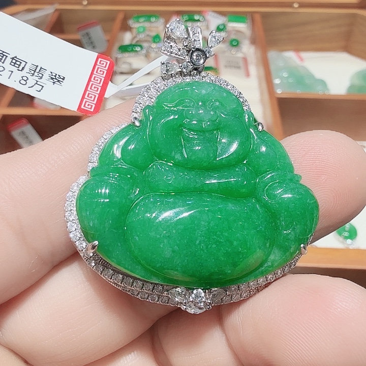 翡翠18K金镶嵌颈饰天然翡翠吊坠