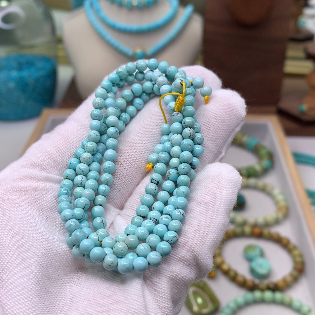 绿松石配饰未镶嵌