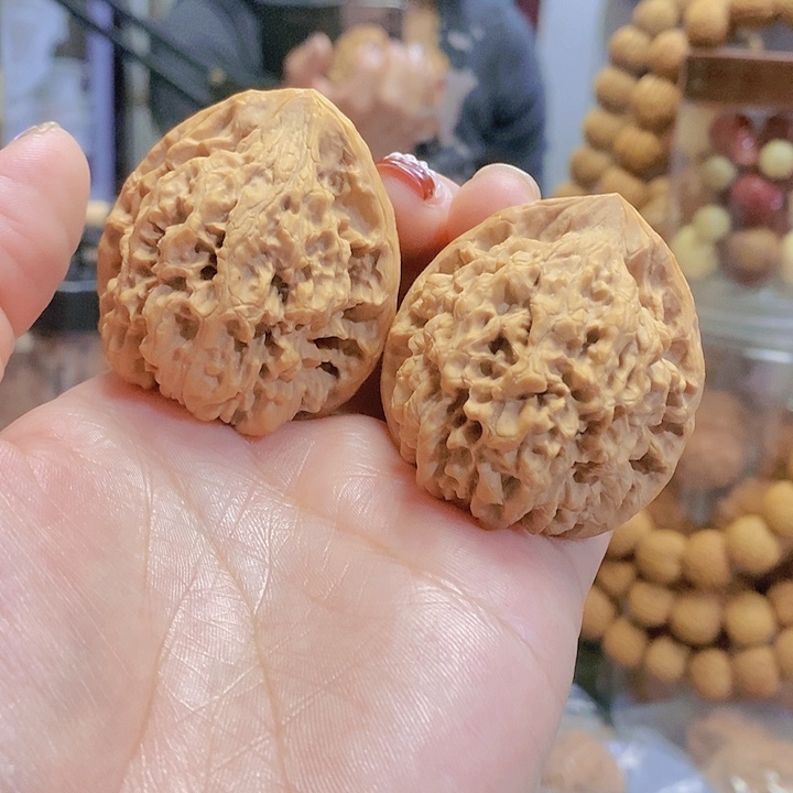 【闪购商品】文玩核桃把件42麒麟纹官帽