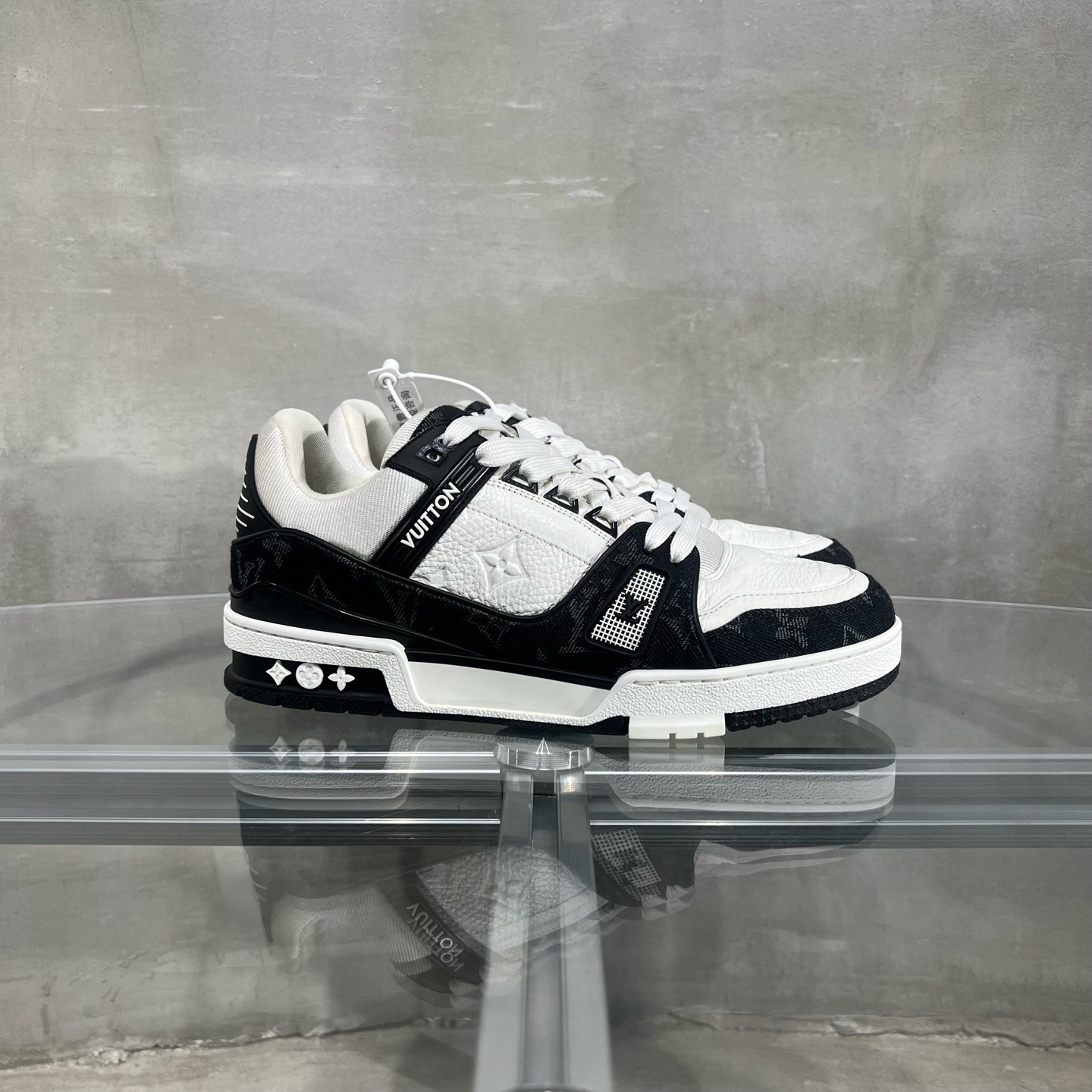 99新 LouisVuitton/路易威登 Trainer 黑白牛仔 40.5码 YH22023