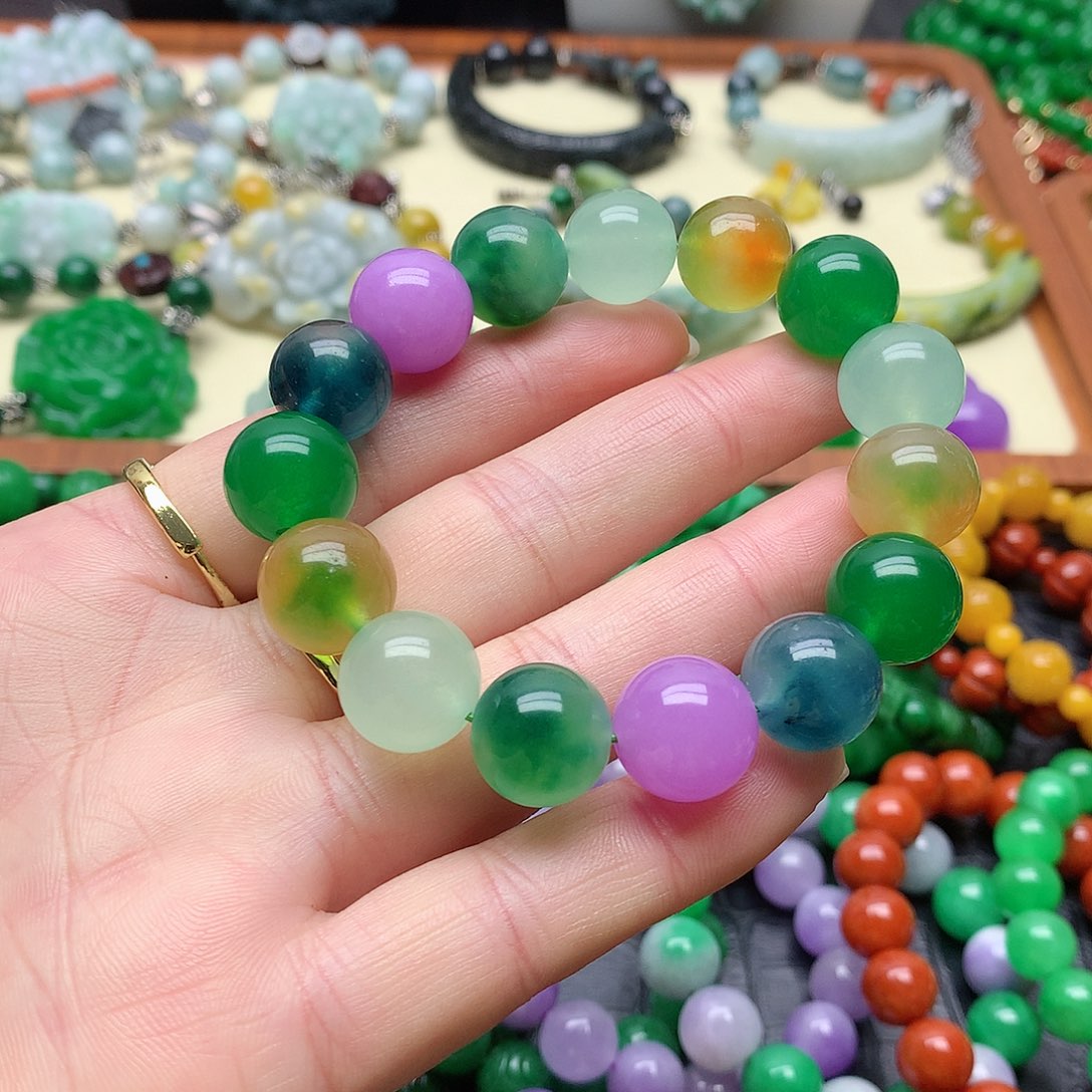 吊坠(赠链)未镶嵌翡翠