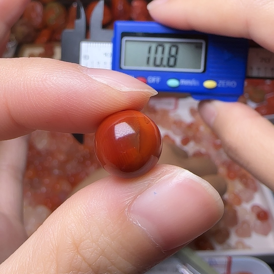 南红玛瑙未镶嵌颈饰