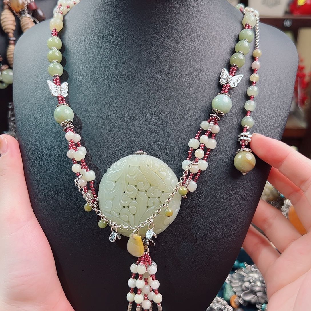 和田玉未镶嵌项链项链