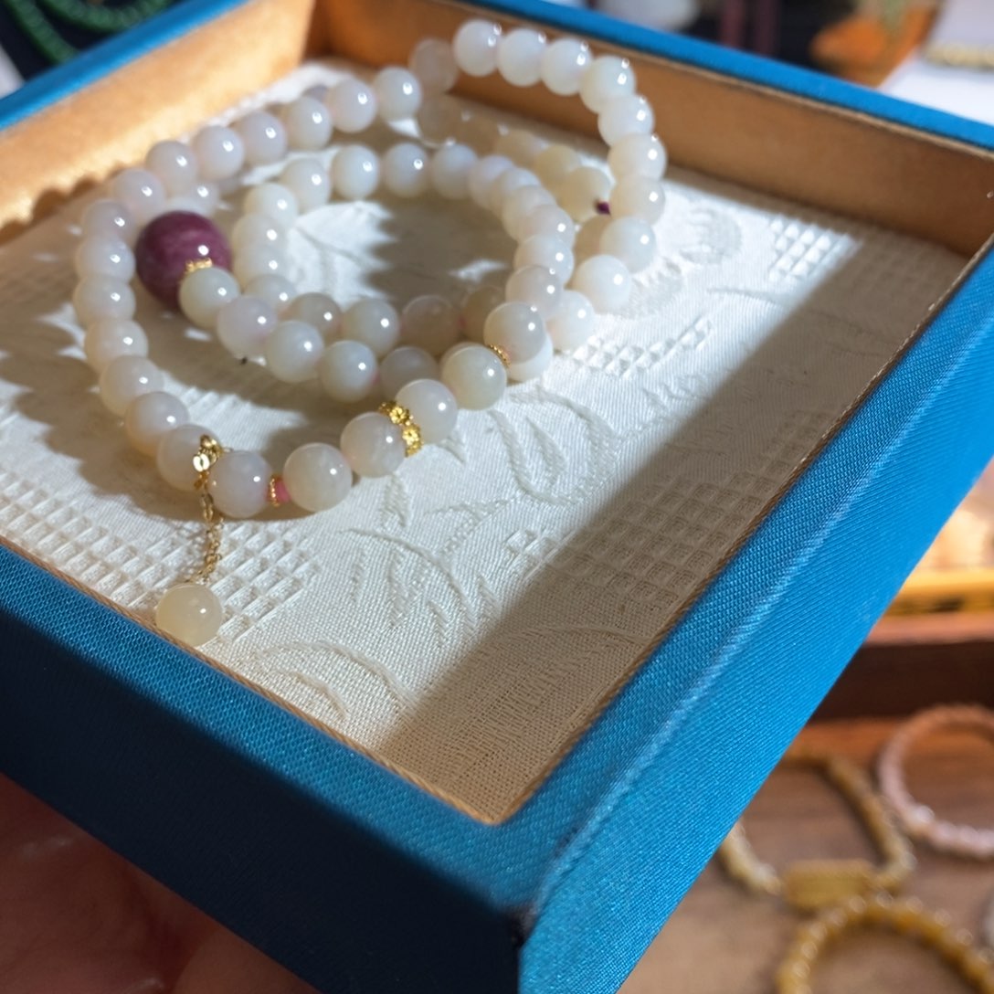 和田玉手串18K金镶嵌