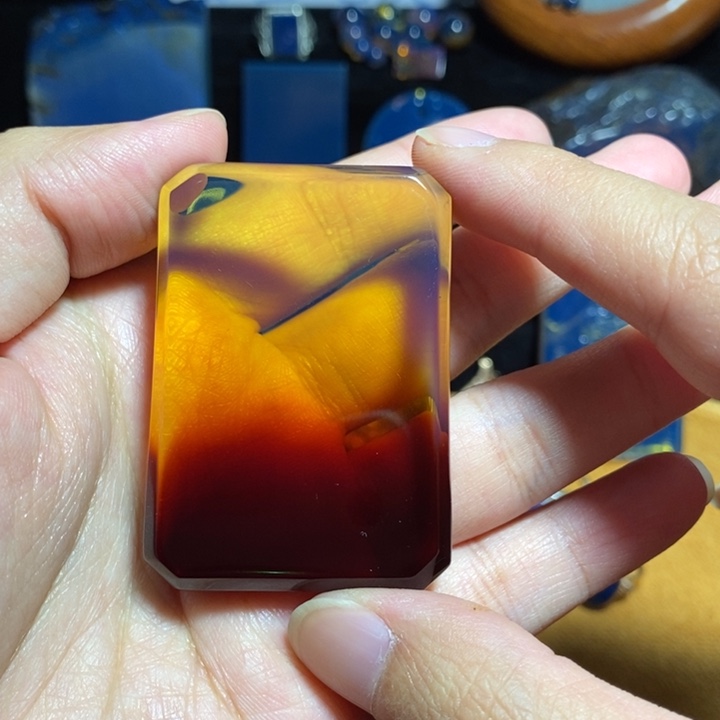 琥珀未镶嵌裸石天然红蓝珀净水牌