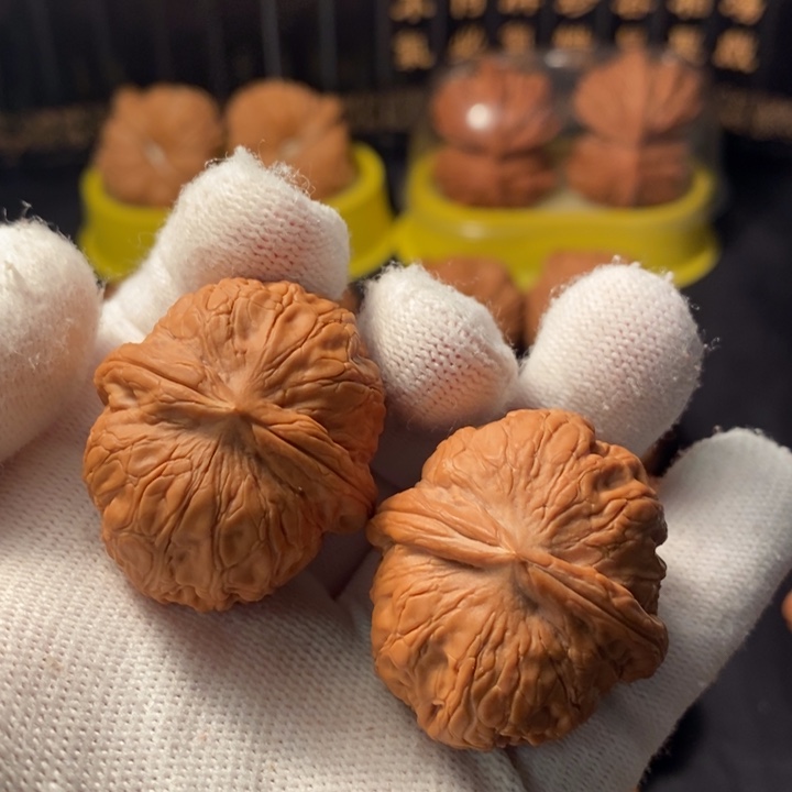 文玩核桃吊坠36平谷元宝