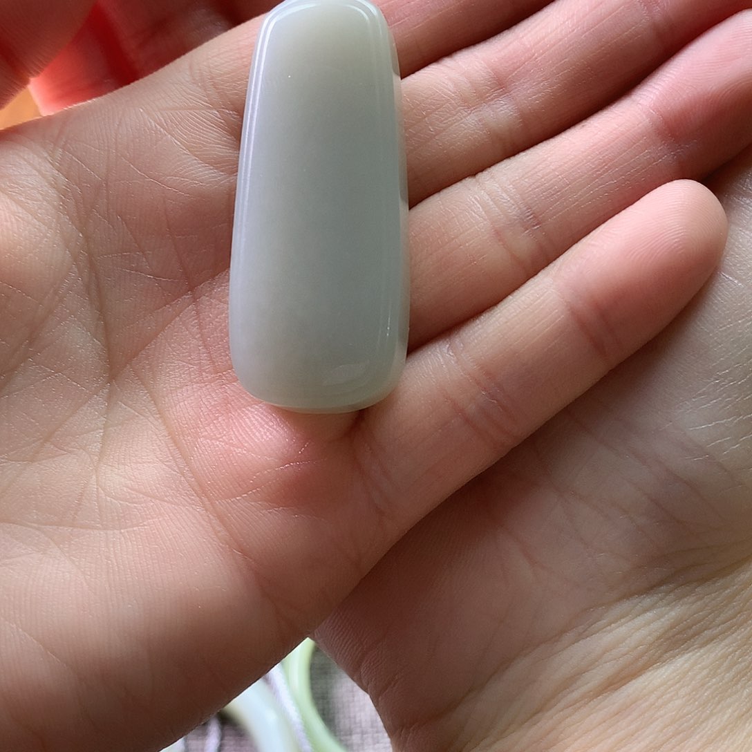 和田玉（糖玉）小牌子未镶嵌林