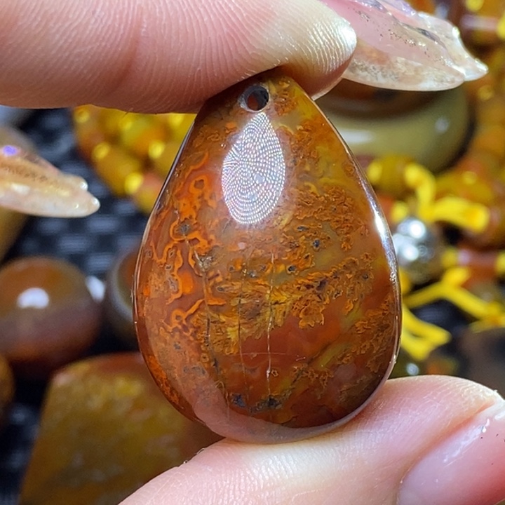 玛瑙/玉髓颈饰未镶嵌