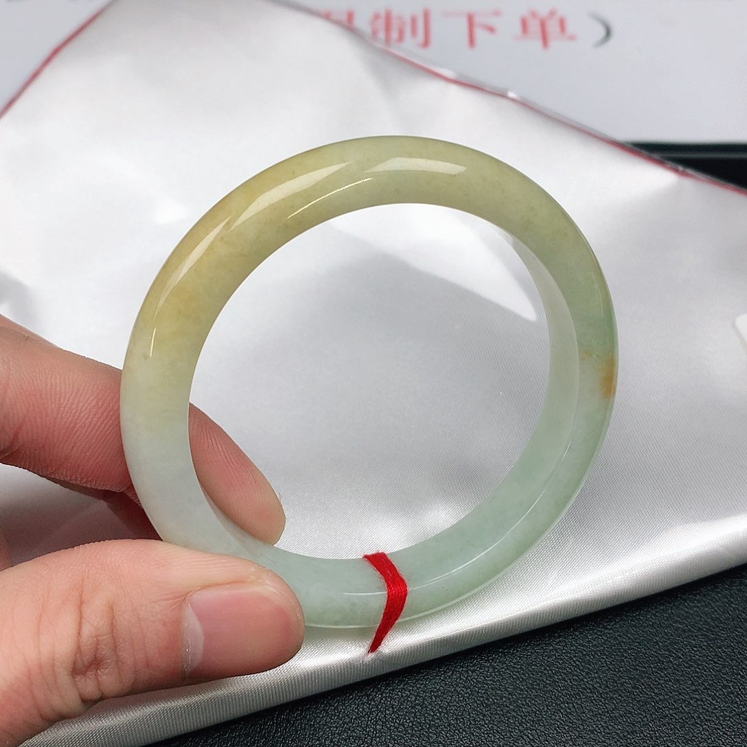 翡翠手镯未镶嵌圈53