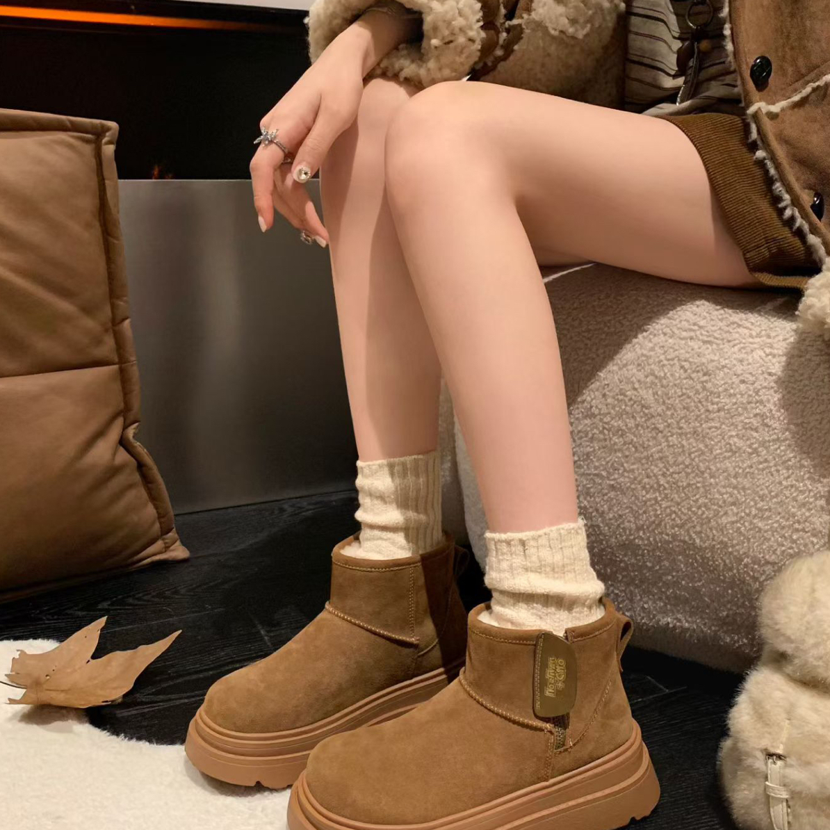 厚底雪地靴冬季保暖加绒防滑短筒女鞋