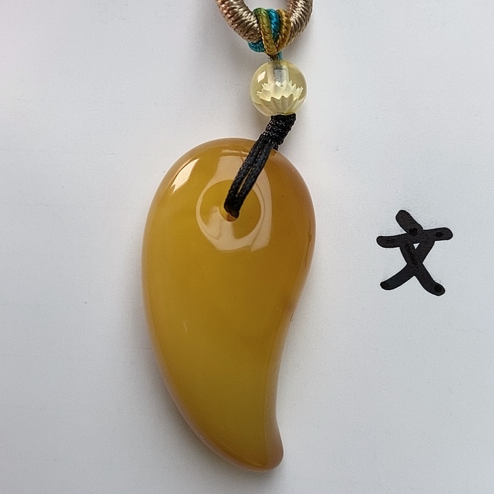 琥珀裸石未镶嵌天然