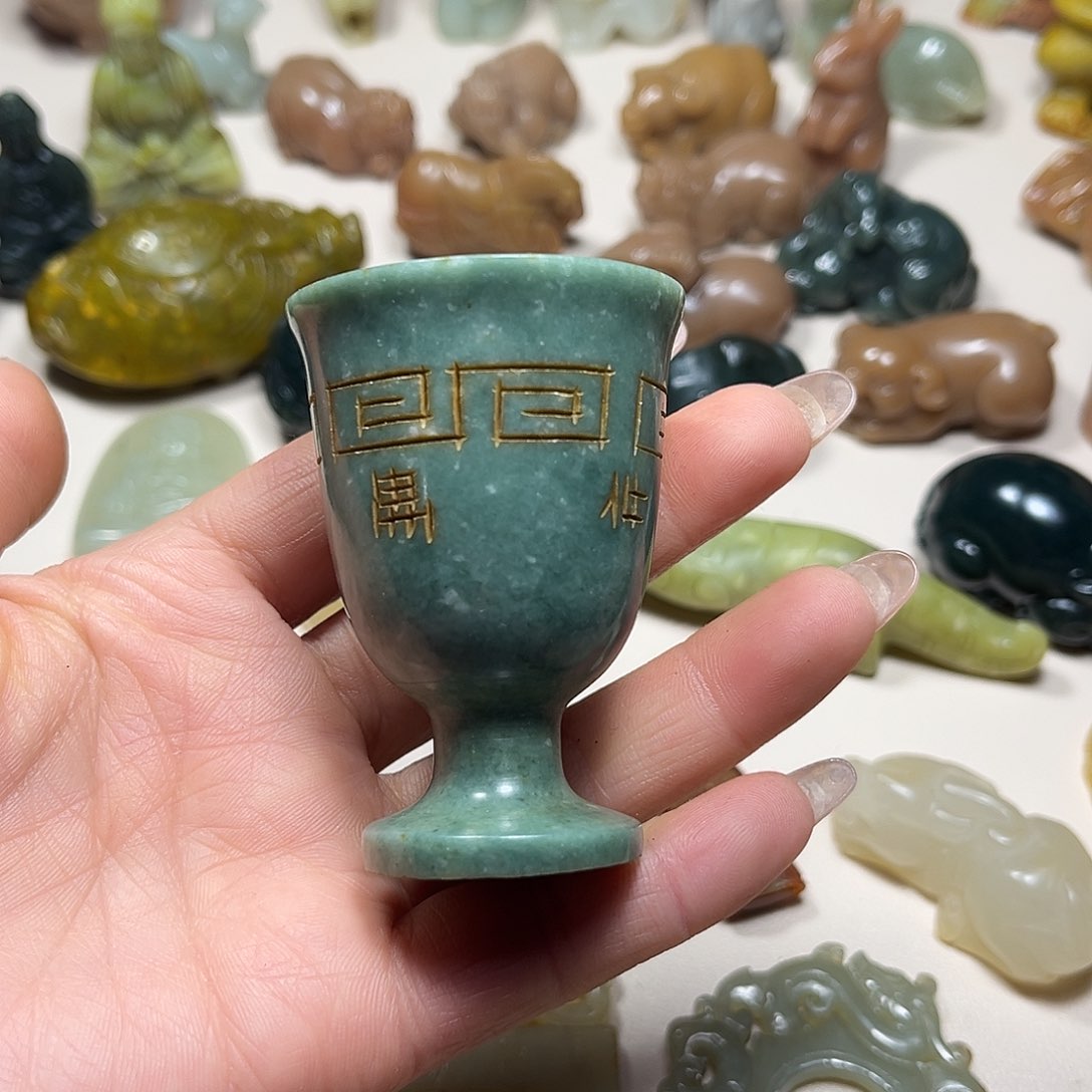 白玉菩提吊坠白玉菩提吊坠