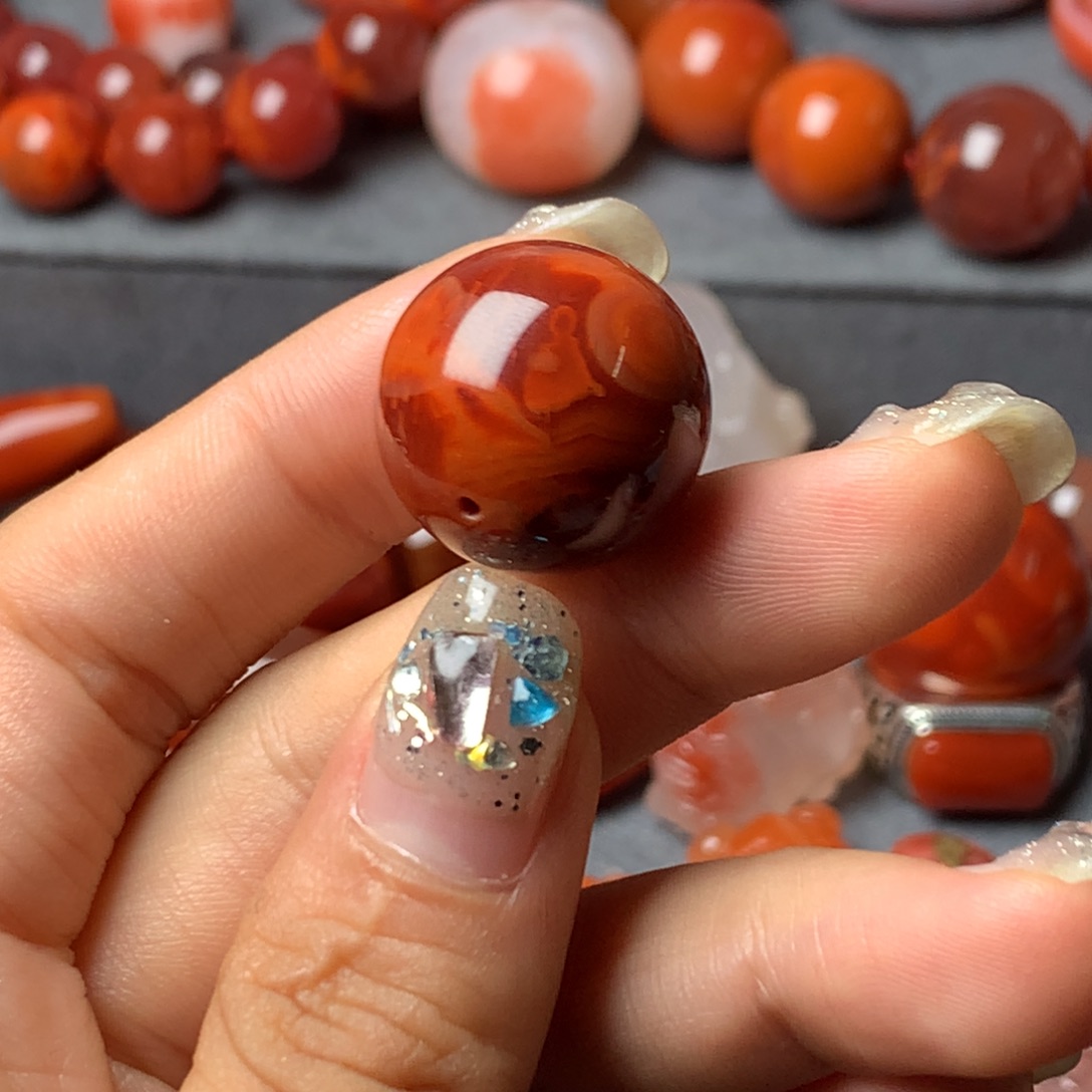 西***蝶南红玛瑙未镶嵌配饰