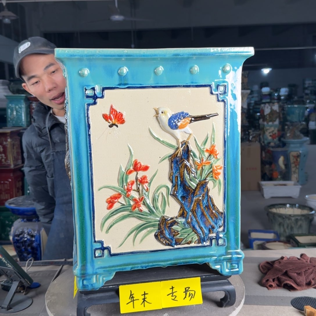 一风堂石湾花盆。