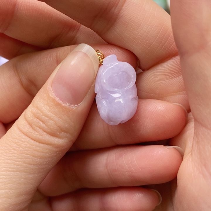 翡翠颈饰未镶嵌吊坠