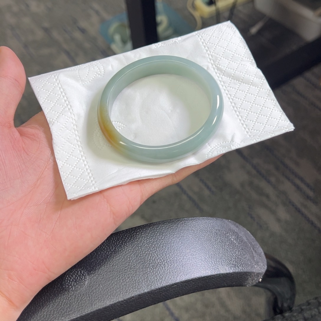 未镶嵌翡翠手镯57贵妃定制翡翠