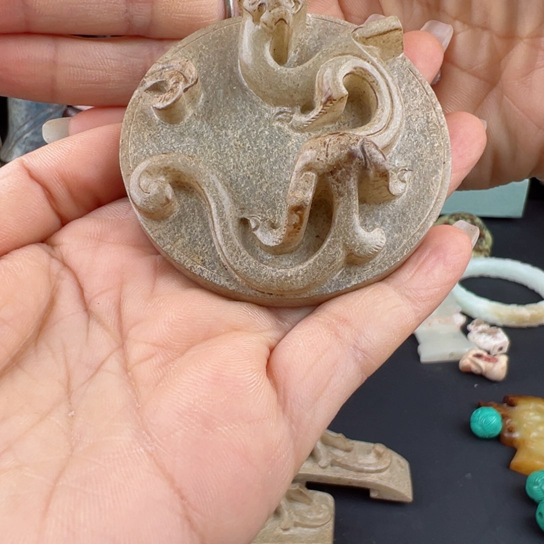 和田玉挂件未镶嵌洪*