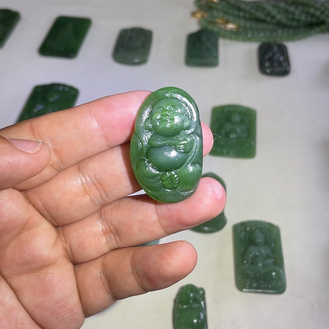 未镶嵌和田玉（糖玉）挂件