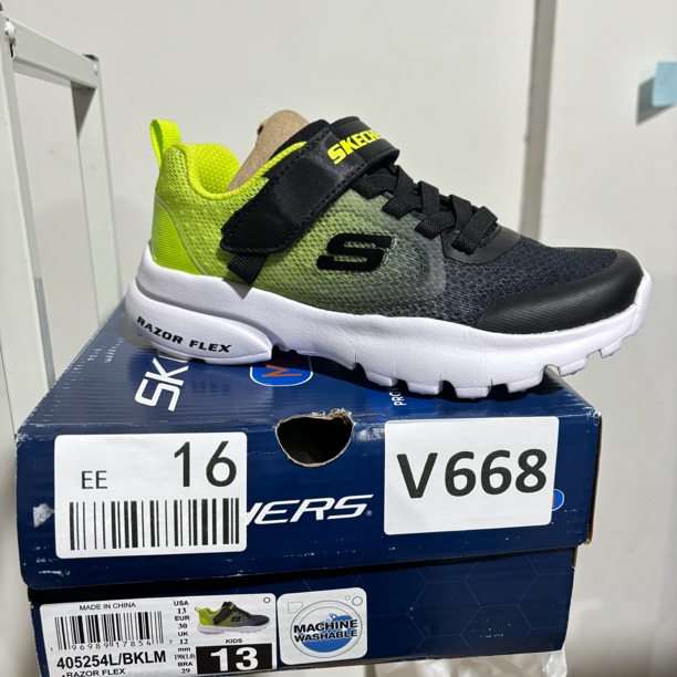 SKECHERS/斯凯奇V668 运动鞋 30码