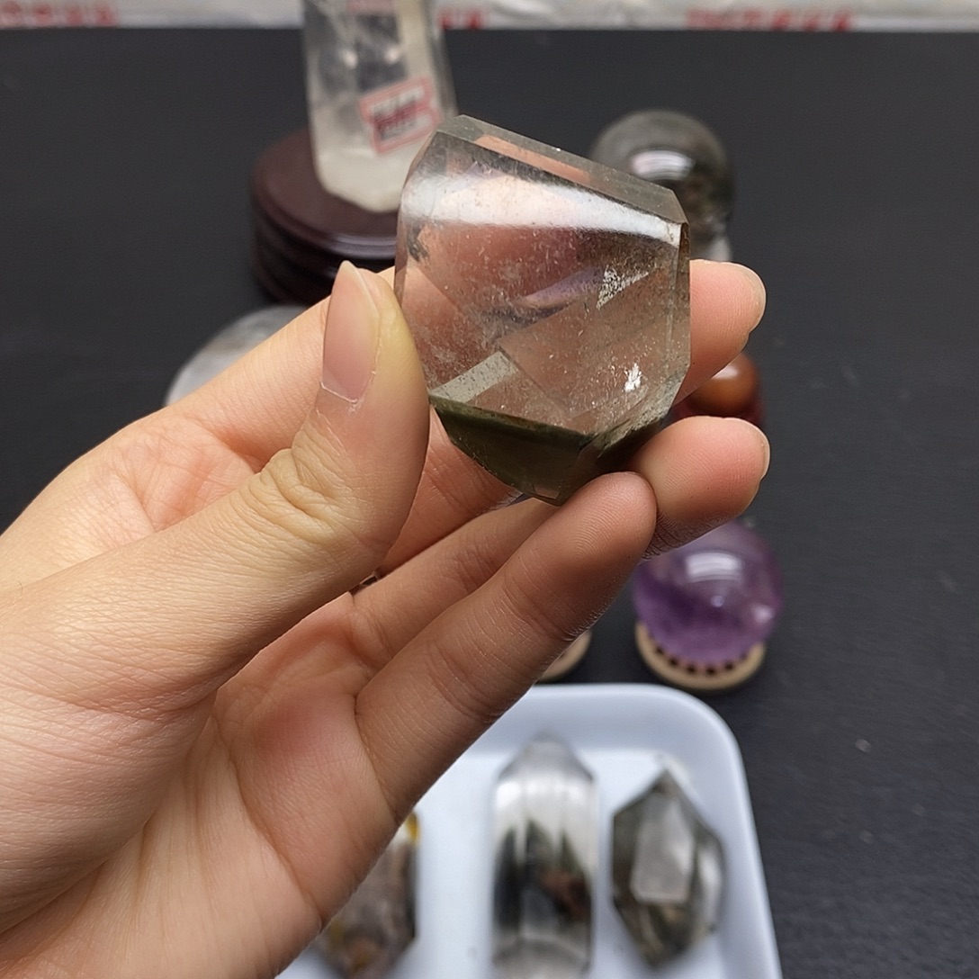 未镶嵌水晶珠宝半成品82水晶石