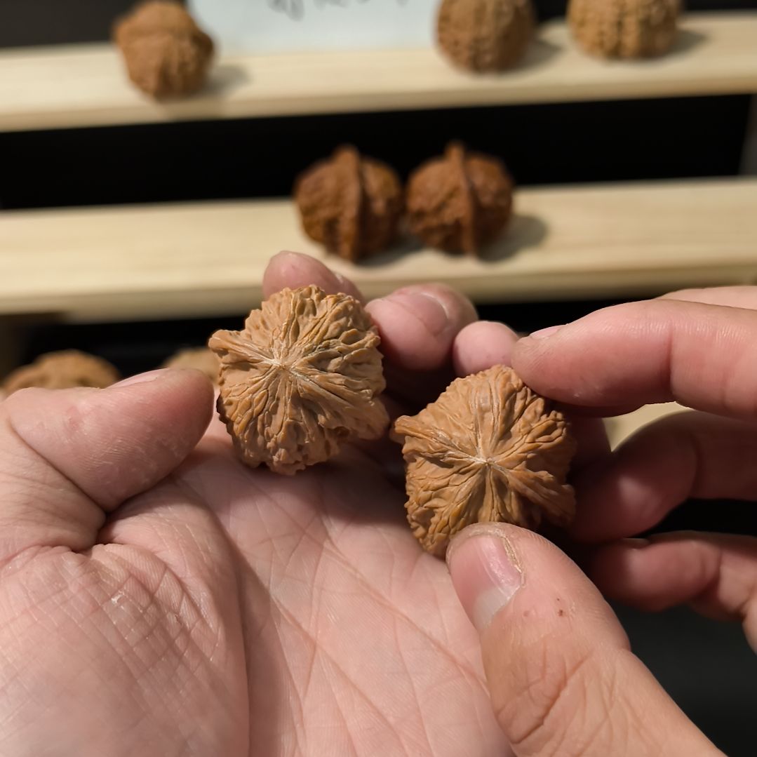 文玩核桃吊坠35磨盘