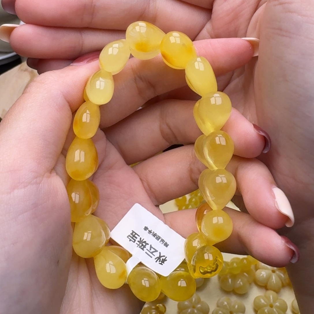 小***果琥珀未镶嵌裸石16号