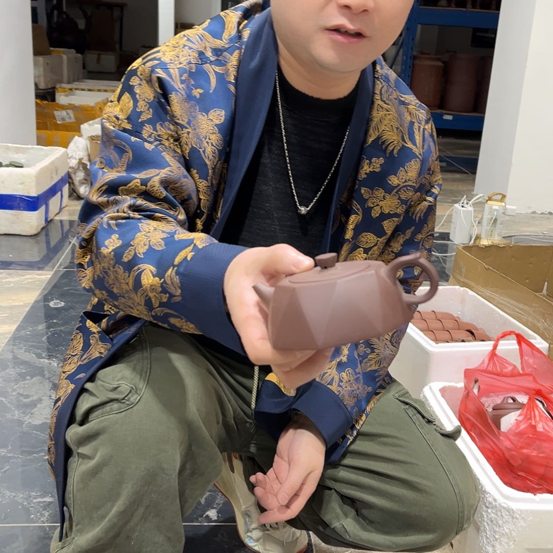 茶壶紫砂womomowoomenoo