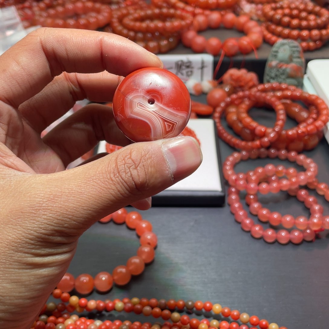 南红玛瑙手链未镶嵌